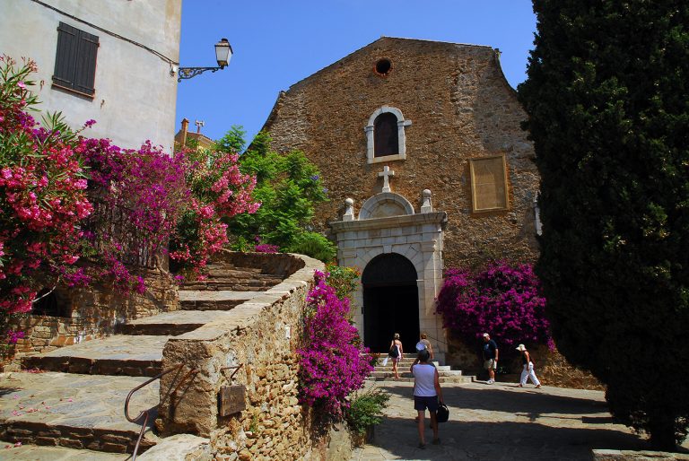 Bormes Les Mimosas Eglise St Trophyme