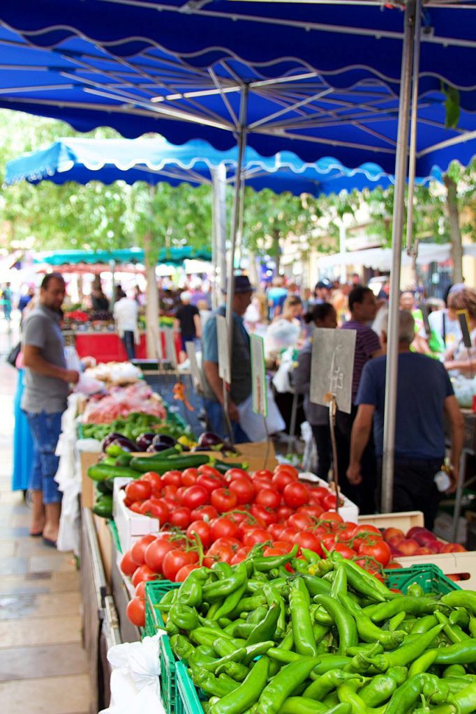 Marché au Lavandou, dans le Var