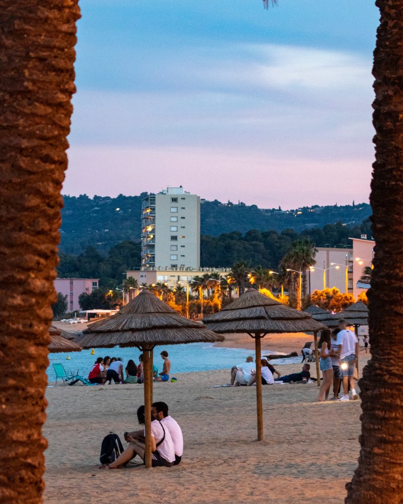 Grand Hôtel Moriaz : une des plages au Lavandou