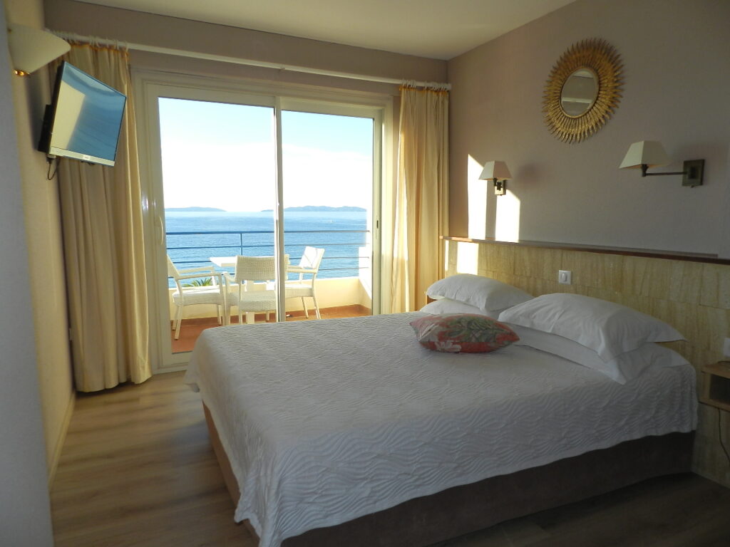 Grand Hôtel Moriaz : Chambre Vue Mer